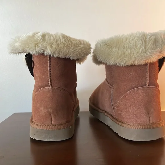 Style & Co. Tan Ankle Boots with Cream Fur Trim Women’s Size 8 - Picture 2 of 7